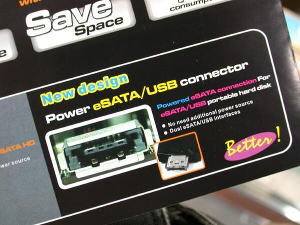 「Power eSATA/USBコネクタ」