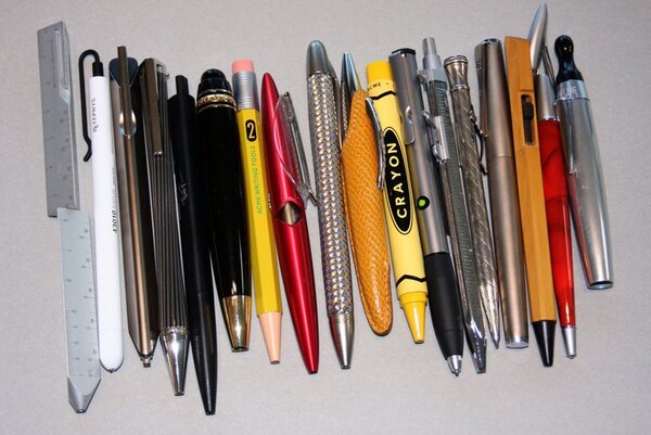 世界中で毎年のようにたくさん登場する多くのデザイン指向筆記具。本当の「グッドデザイン」はどれだけ存在したか……