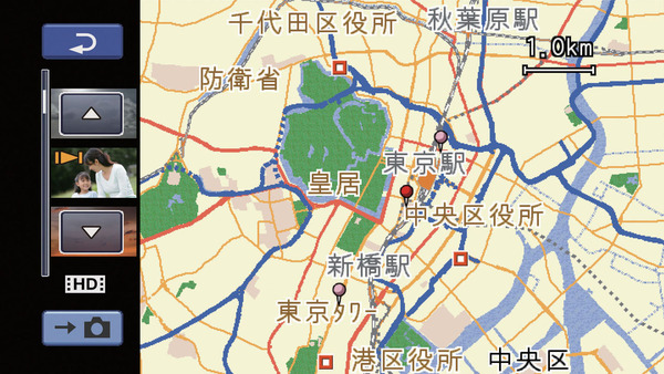 内蔵の地図により撮影した場所の位置を表示できる。日本国内のほか、北米やヨーロッパなど、主要な国の地図を内蔵している