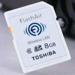 デジカメとスマホを手軽に連携する無線LAN SDカード  FlashAir