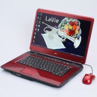 ASCII.jp：フルHD16型液晶の充実装備ノート LaVie L LL750 (1/3)