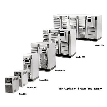 ASCII.jp：業界に多大な影響を与えた現存メーカー AS/400でオフィスで