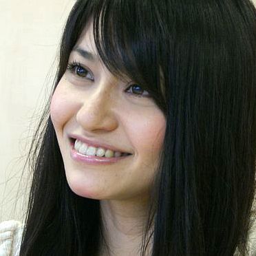 ASCII.jp：9歳の自分が歌った感じ――中島愛さん、メグッポイドを語る (1/5)