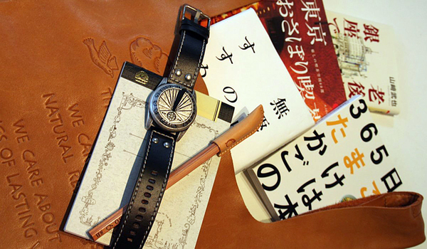 ASCII.jp：役立たずだが、そこがいい 「腕日時計」を大人買い (1/2)
