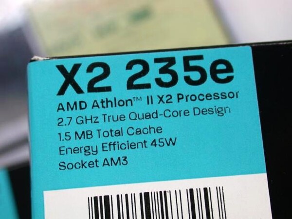 Ascii Jp すったもんだでデュアルコア Athlon Ii X2 235e 240e 発売開始