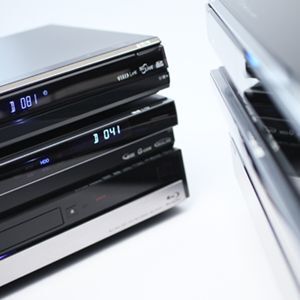 ASCII.jp：約10万円で買えるBDレコ対決～録画画質・編集編 (1/6)