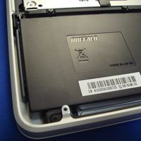 ASCII.jp：速いぞSSD！ MacBook ProのHDDを交換した (1/3)