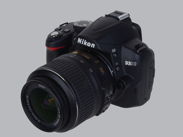欠品なし★ Nikon D3300 1050ショット 小型軽量一眼レフカメラ