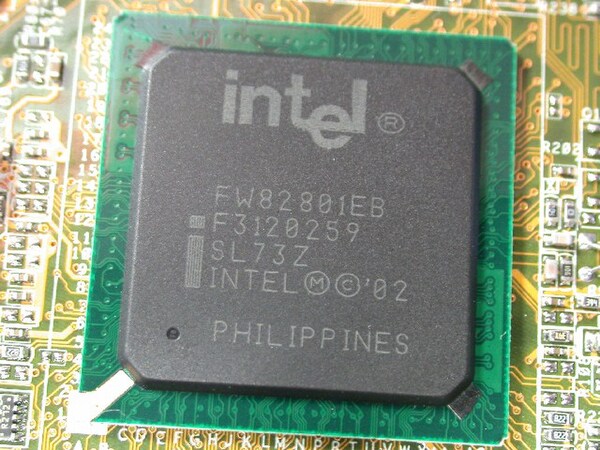 「ICH5」こと「Intel 82801EB」