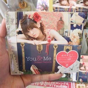 ASCII.jp：ゆかりん1年ぶり16枚目のニューシングル「You&Me」が発売！ (1/4)