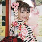 日テレジェニック2009の小池唯、新年にふさわしい振り袖姿で握手会に登場！