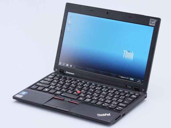 ASCII.jp：「ThinkPadのネットブック」？ ThinkPad X100eを試す (1/3)
