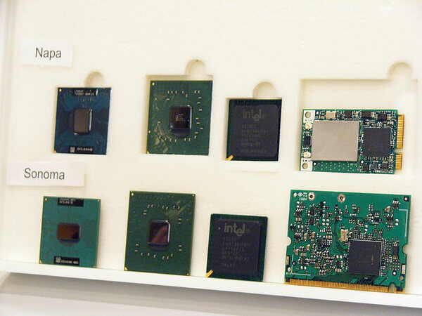 Core DuoプロセッサーとIntel 945GM Expressチップセット