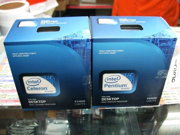 「Pentium Dual-Core E6600」と「Celeron E3400」