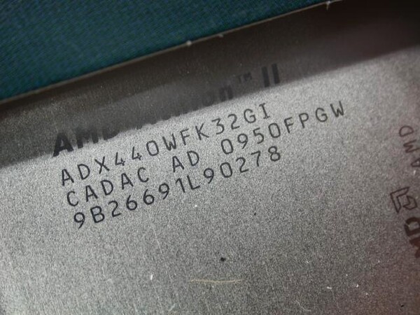 「Athlon II X3 440」