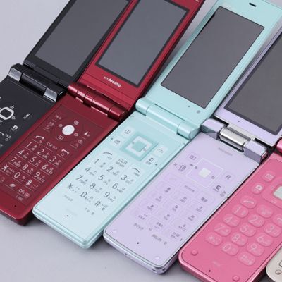 ガラケー ケータイ 携帯 タブレットまとめ売り 合計40台 au、6年ぶり復活の折りたたみ式タフネスケータイ「TORQUE X01」 - 価格.com