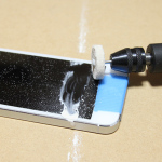 iPhone 5に付いたキズを酸化セリウムでムキになって磨いてみる技