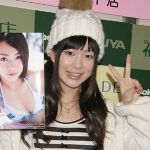 酒井瞳のファースト写真集は、120点満点の仕上がり!