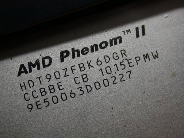 「Phenom II X6 1055T」