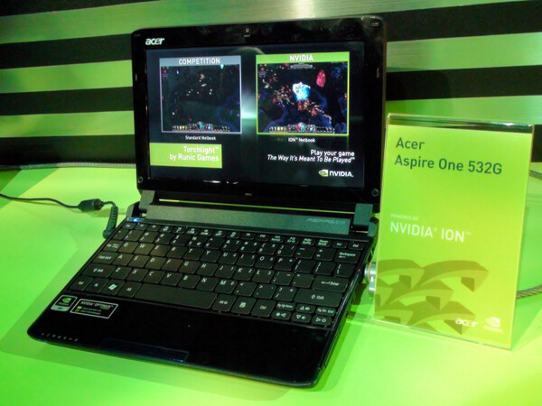 ION搭載のAcer Aspire One 532G