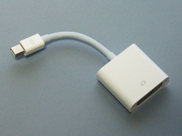 Apple Mini DisplayPort-DVI アダプタ