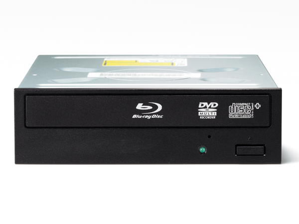 バッファローの内蔵型BDドライブ「BR3D-12FBS-BK」は3D対応BDタイトル再生が可能な「PowerDVD 9」が付属。一から自作する場合はこちらを購入してもいいかも。価格は2万8500円
