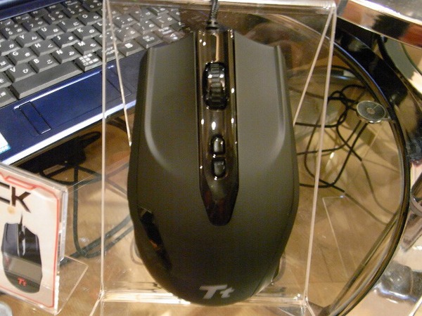 「Black gaming Mouse」