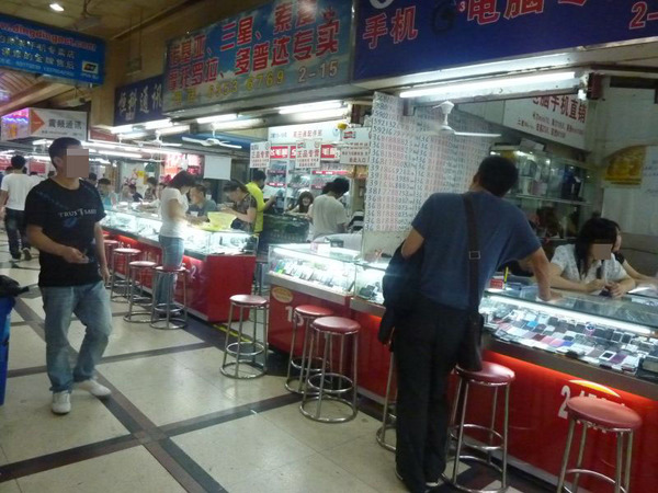 上海の激安携帯電話市場