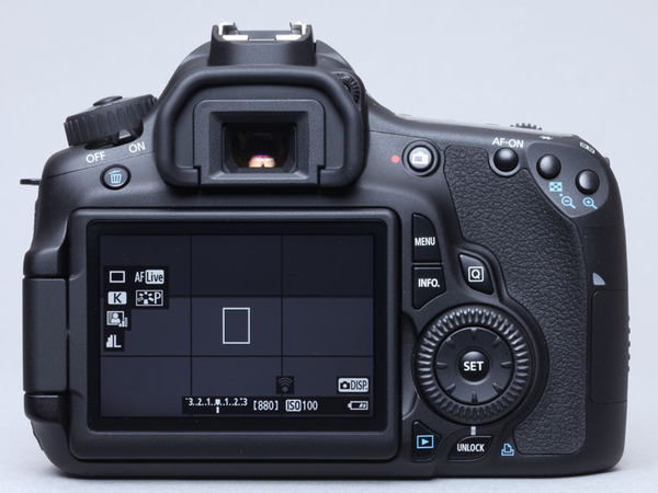 ASCII.jp：初心者に優しくなった「EOS 60D」 (1/5)