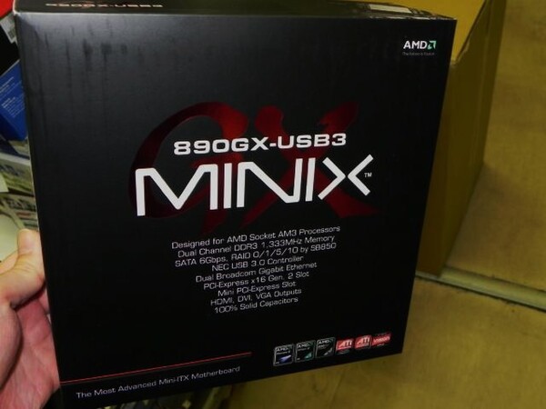 「MINIX-890GX-USB3」