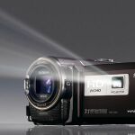 ASCII.jp：約半数がプロジェクター内蔵！ ハンディカム7機種一斉発表 (1/2)