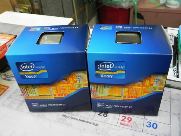 コード ヤフオク! Boxed Xeon E3-1240 3.3GHz 8M LGA1155 - インテル コード