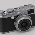 ASCII.jp：富士フイルムが高級コンパクト機「FUJIFILM X10」を発表