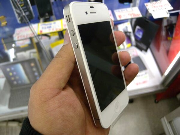 「iPhone4」ホワイト