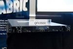 ジュニパー、スイッチ統合QFabricに中規模DC向け「QFX3000-M」