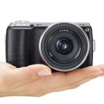 ASCII.jp：ミラーレス機でこそカッコよく撮る！ 単焦点レンズの