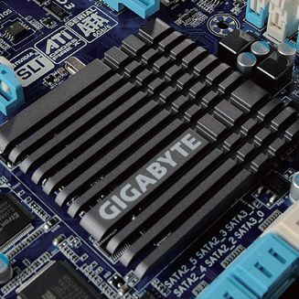 ASCII.jp：Core i万能マザー!! GIGABYTE「GA-Z68XP-UD3-iSSD」
