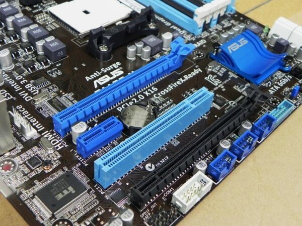 ASCII.jp：AMD A75搭載のASUS製micro ATXマザー「F1A75-M」が発売