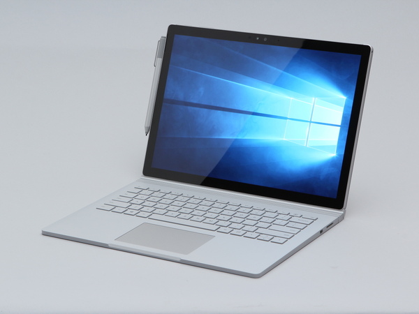 2月4日発売の「Surface Book」。Core i5モデルは22万1184円～