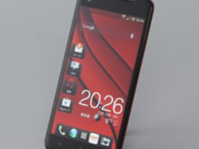ASCII.jp：冬スマホ最強と謳われる「HTC J butterfly」のスゴさを確認