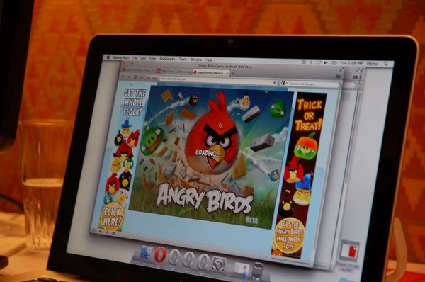 HTML5で書かれたAngry Birds