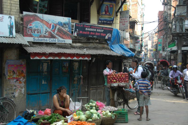 携帯電話をはじめとした中国IT製品が浸透するネパール