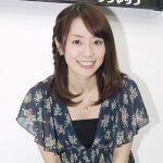 谷桃子が露出度MAXの水着エプロンに極小ビキニ！