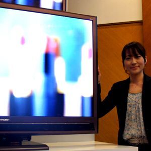 ASCII.jp：なんと30万円台!? 三菱のレーザーテレビの新機種が登場