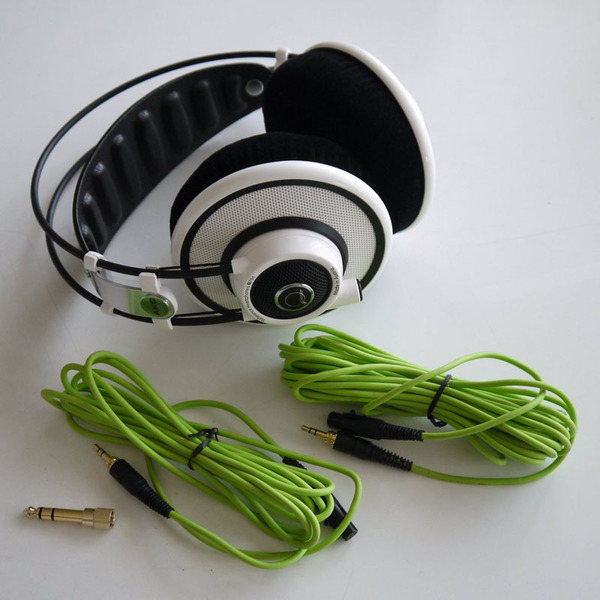 AKG Q701 グリーン　クインシー・ジョーンズ ASCII.jp：大口径が自然な低音だと信じて買ったAKGのヘッドフォンQ701