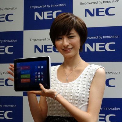 ASCII.jp：NEC、家族で使える10.1型タブレット「LifeTouch L」