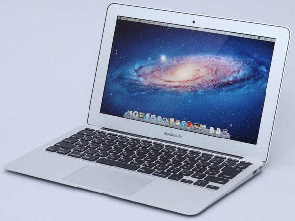APPLE MacBook Air mid 2012＋おまけ付き