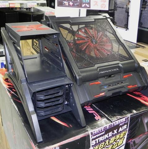 ASCII.jp：SF風？ ミリタリー風？ ユニークな大型PC検証台が登場予定