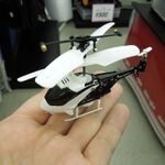 ASCII.jp：京商の“一寸法師ヘリ”「MOSQUITO」は素人にも飛ばせる