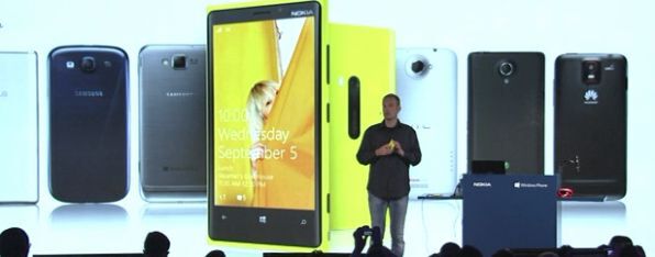 ASCII.jp：ノキアのWP8搭載「Lumia 920」──ワイヤレス充電、ARアプリ